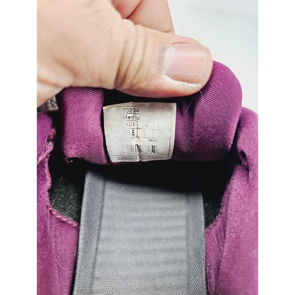 Brooks Women 8 Running Shoe - Picture 8 of 10